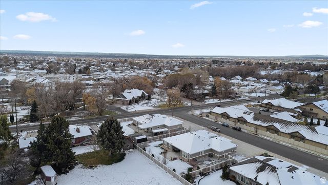 2112 N 800 E, North Ogden, UT 84414