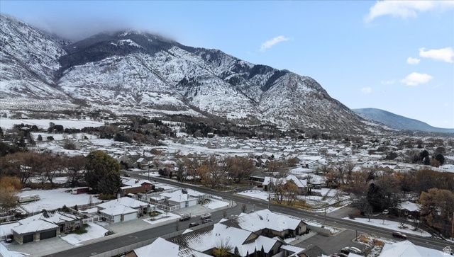 2112 N 800 E, North Ogden, UT 84414