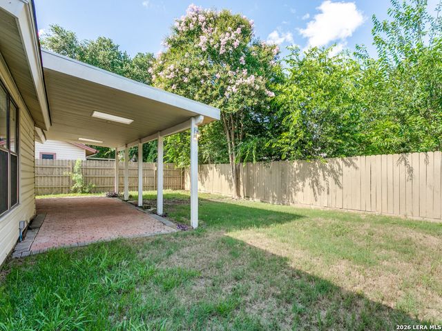 6827 COUNTRY HL, San Antonio, TX 78240