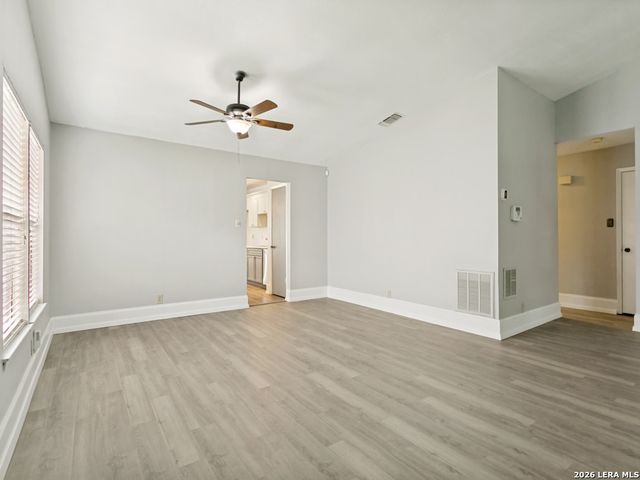 6827 COUNTRY HL, San Antonio, TX 78240