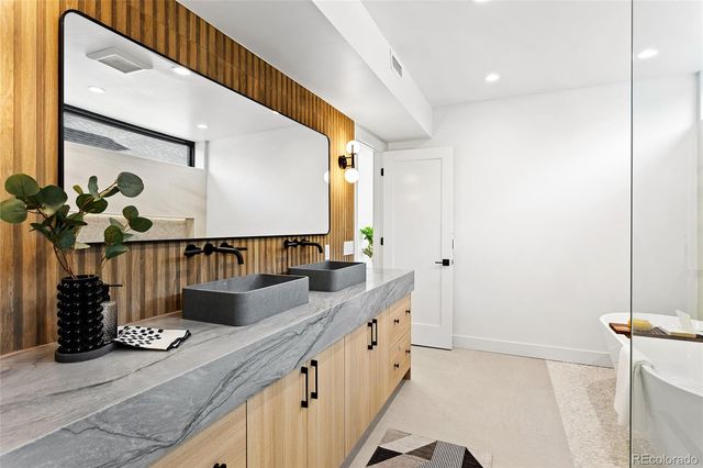 19 S Jackson Street, Denver, CO 80209