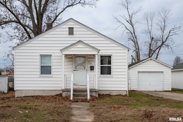318 3RD Street, Marion, IL 62959