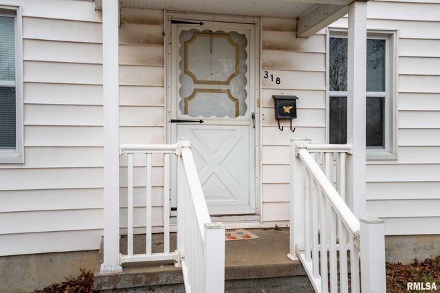 318 3RD Street, Marion, IL 62959