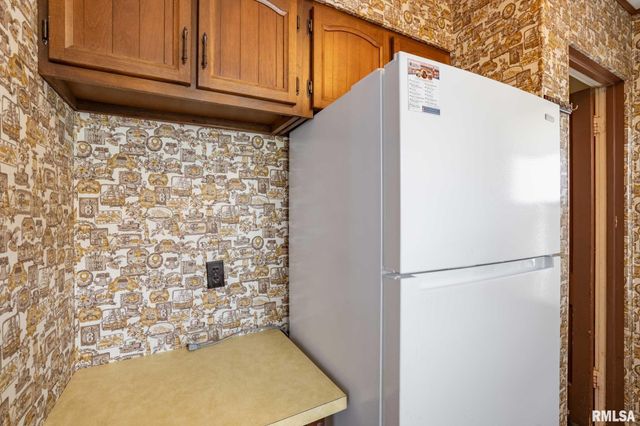 318 3RD Street, Marion, IL 62959