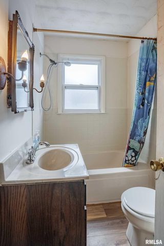 318 3RD Street, Marion, IL 62959