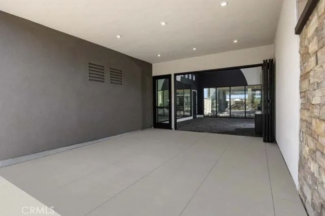 15881 Blue Copper Way, Fontana, CA 92336