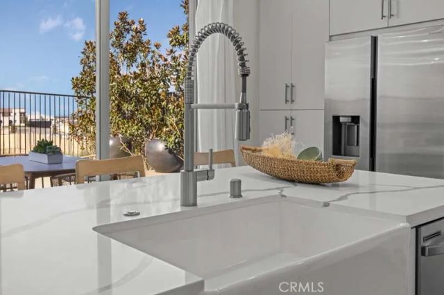 15881 Blue Copper Way, Fontana, CA 92336