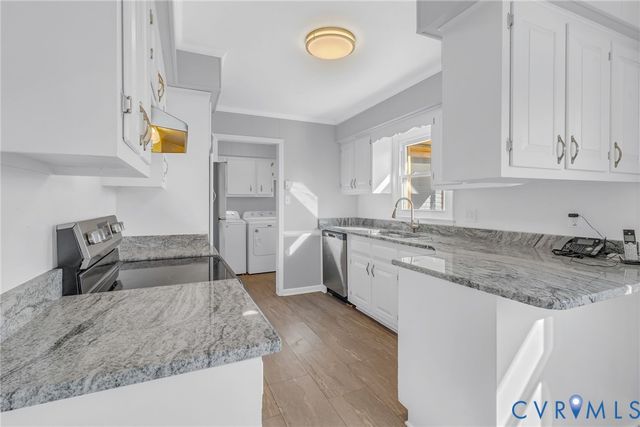 1928 Lake Rd, Lottsburg, VA 22511
