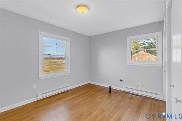 1928 Lake Rd, Lottsburg, VA 22511