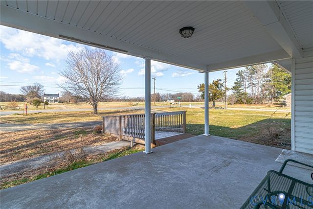 1928 Lake Rd, Lottsburg, VA 22511