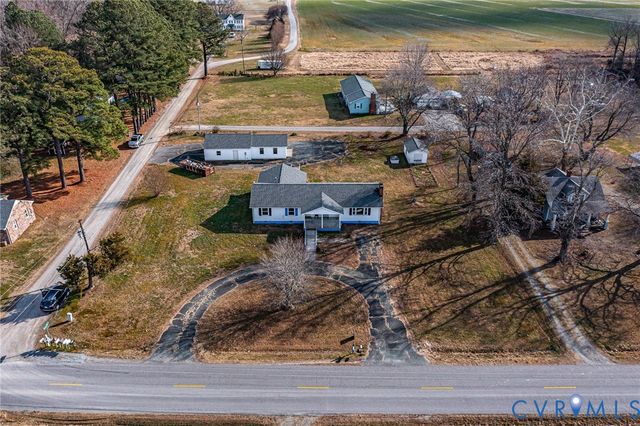 1928 Lake Rd, Lottsburg, VA 22511