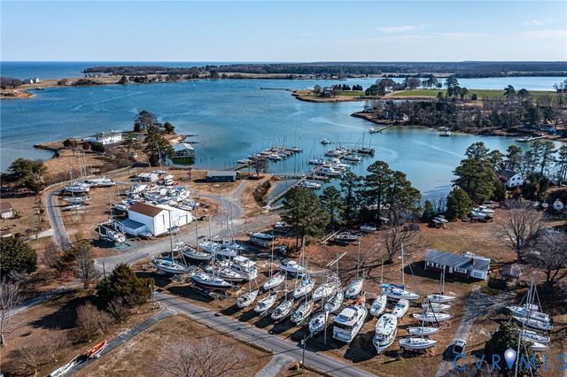 1928 Lake Rd, Lottsburg, VA 22511