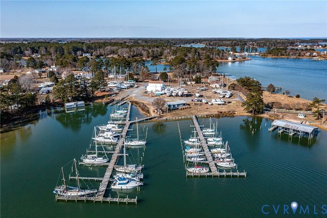 1928 Lake Rd, Lottsburg, VA 22511