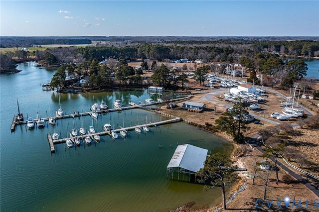 1928 Lake Rd, Lottsburg, VA 22511