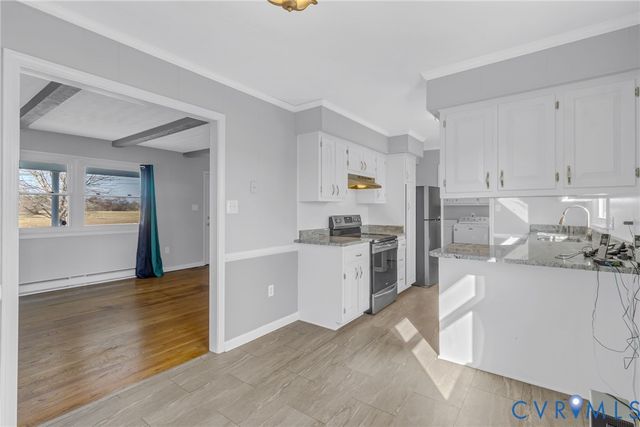 1928 Lake Rd, Lottsburg, VA 22511