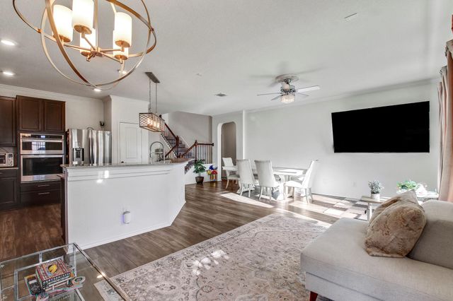 205 E Travers Stake TRL, Elgin, TX 78621