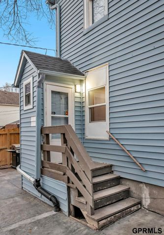 1911 S 14th Street, Omaha, NE 68108