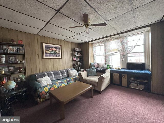 843 MCKEAN ST, Philadelphia, PA 19148