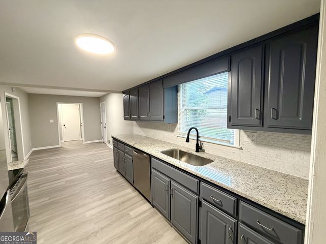 490 Tall Deer Drive, Fairburn, GA 30213