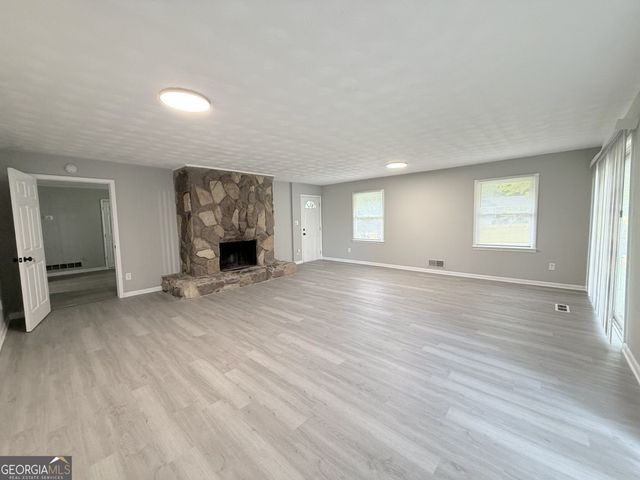 490 Tall Deer Drive, Fairburn, GA 30213