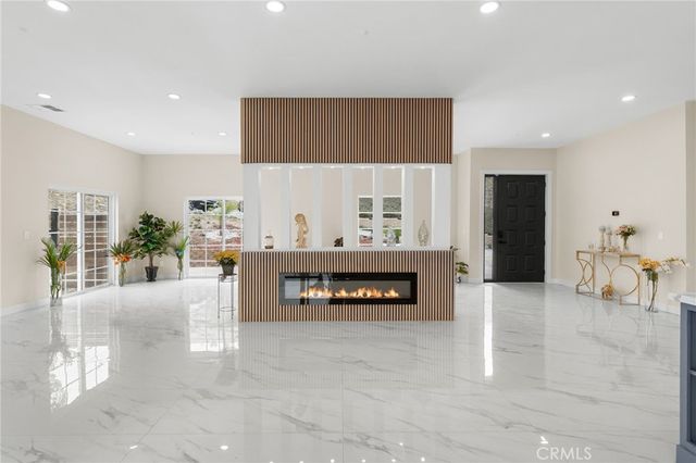 5591 N Pinnacle, San Bernardino, CA 92407