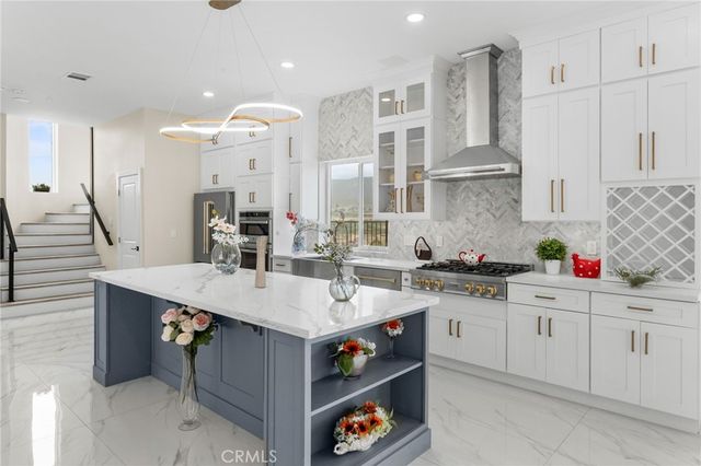 5591 N Pinnacle, San Bernardino, CA 92407