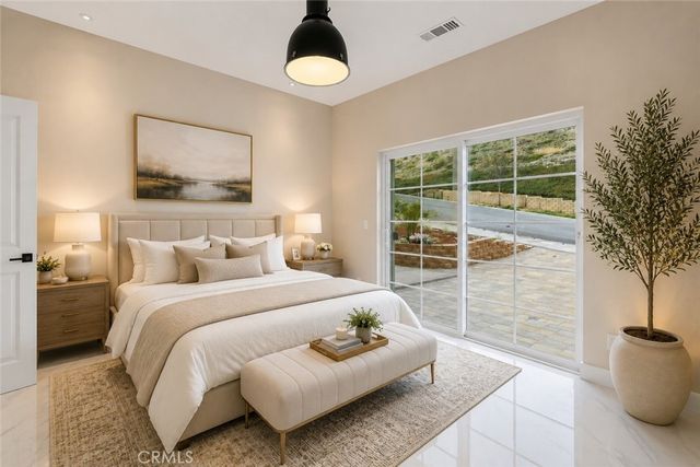 5591 N Pinnacle, San Bernardino, CA 92407