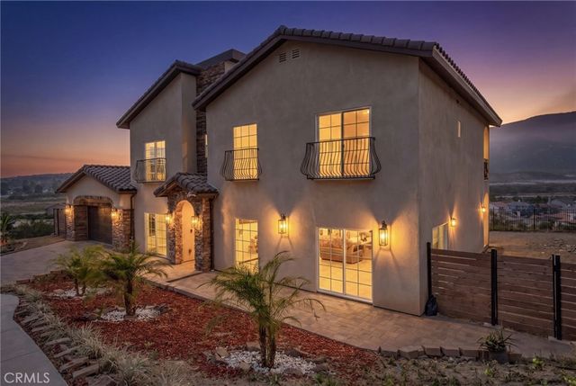 5591 N Pinnacle, San Bernardino, CA 92407