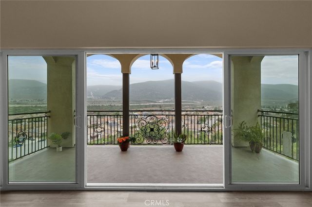 5591 N Pinnacle, San Bernardino, CA 92407