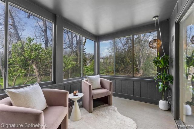 6895 Dublin Fair Road, Troy, MI 48098