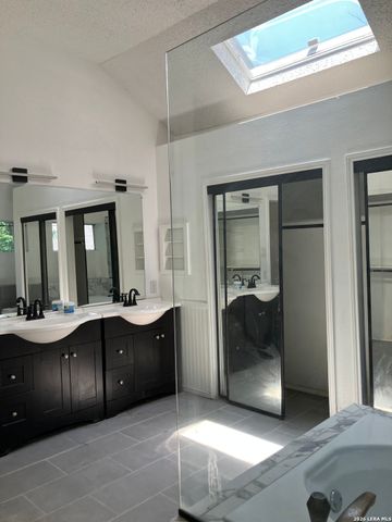 7702 Rohrdanz, Live Oak, TX 78233