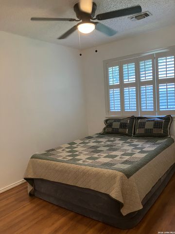 7702 Rohrdanz, Live Oak, TX 78233