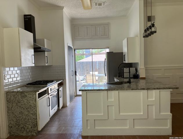 7702 Rohrdanz, Live Oak, TX 78233