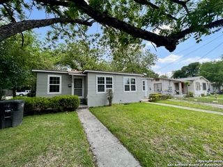 513 WALTON AVE, San Antonio, TX 78225