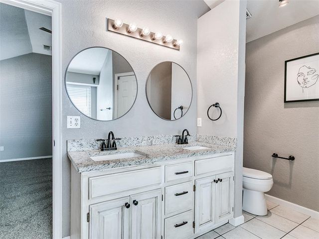 908 SE 38th Street, Moore, OK 73160