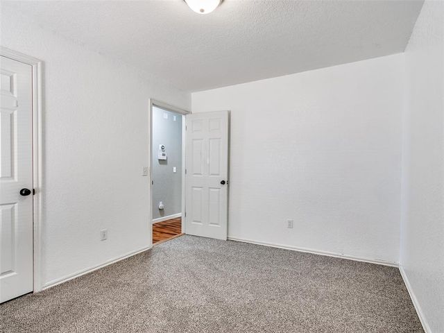 908 SE 38th Street, Moore, OK 73160