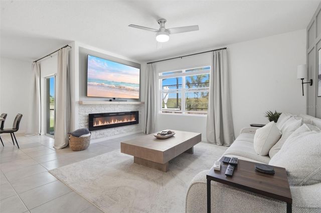 599 LAZIO CIRCLE, Debary, FL 32713