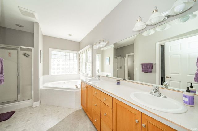 4300 W Coyote Run Court, Muncie, IN 47304