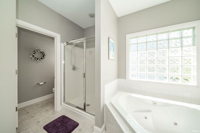 4300 W Coyote Run Court, Muncie, IN 47304