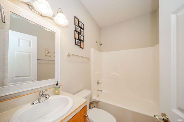 4300 W Coyote Run Court, Muncie, IN 47304