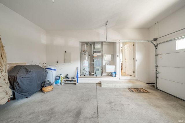 4300 W Coyote Run Court, Muncie, IN 47304