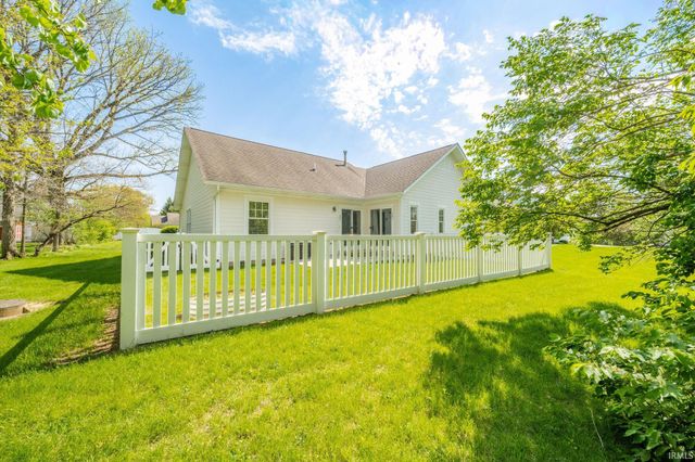 4300 W Coyote Run Court, Muncie, IN 47304