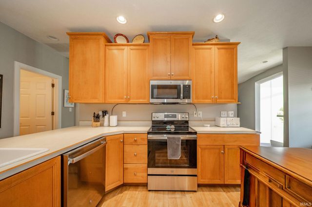 4300 W Coyote Run Court, Muncie, IN 47304