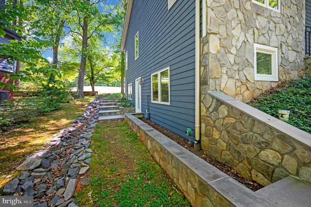 203 LIMESTONE LN, Locust Grove, VA 22508