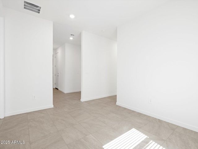 18228 N PIETRA Drive, Maricopa, AZ 85138