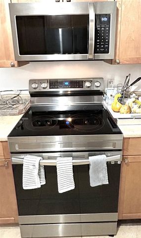 13111 Sierra, Agua Dulce, CA 91390