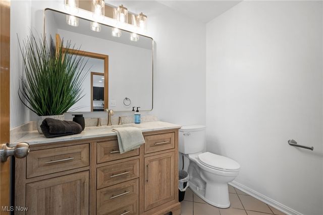 32560 Wintergreen Drive, Solon, OH 44139