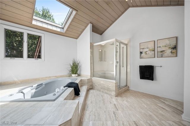 32560 Wintergreen Drive, Solon, OH 44139