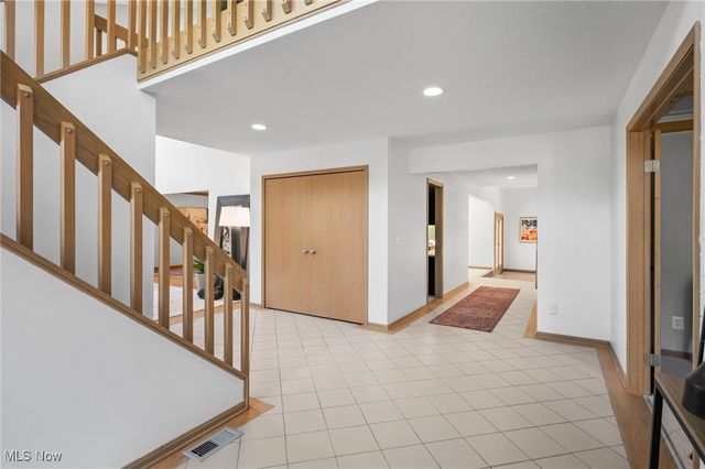 32560 Wintergreen Drive, Solon, OH 44139