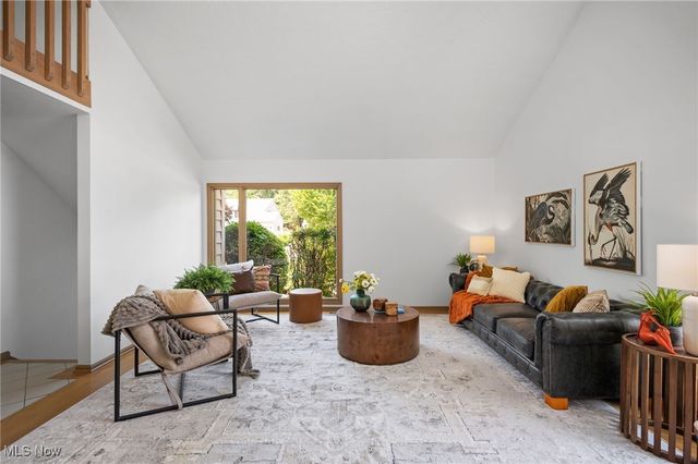 32560 Wintergreen Drive, Solon, OH 44139